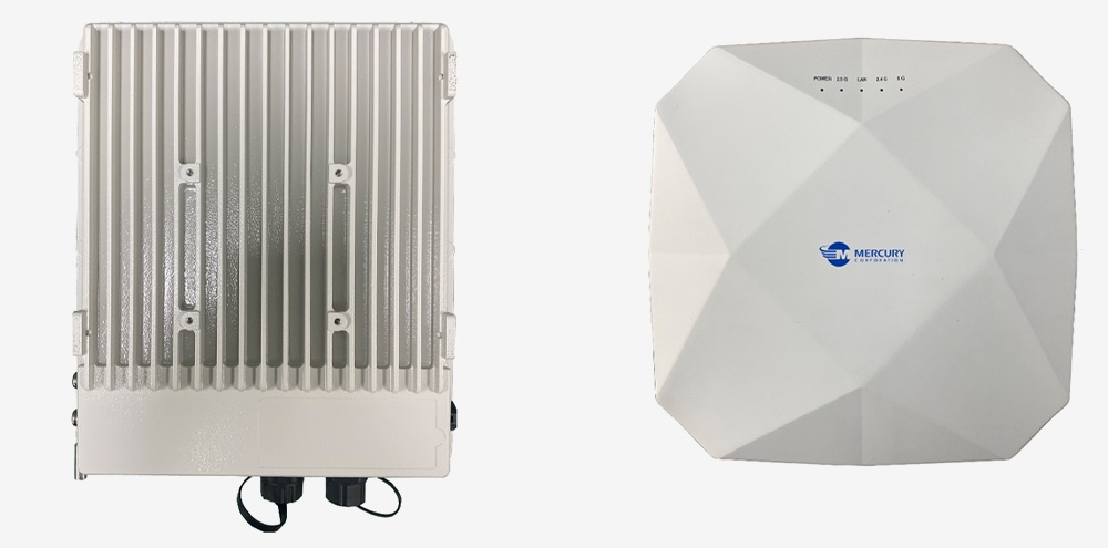 옥외형 AP(MCAP-604E)와 실내형 AP(MCAP-604I) 실물 사진